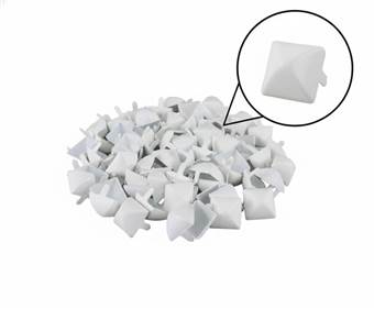 Kovový cvok pyramidy 04 Velká Bílá