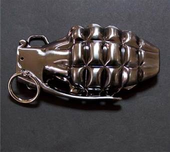 Spona na opasek Granát